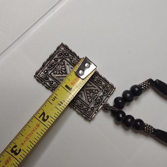 Rectangular Silver Tone Pendant Necklace With Black Beads 25 Inches Long - Picture 9 of 10
